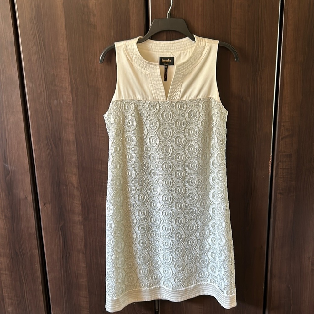 Laundry by Shelli Segal dress